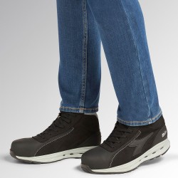 Удобни работни обувки DIADORA GLOVE A.BOX PRO S3S FO SR HRO ESD BLACK