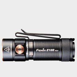 Практичен фенер FENIX E18R V2.0
